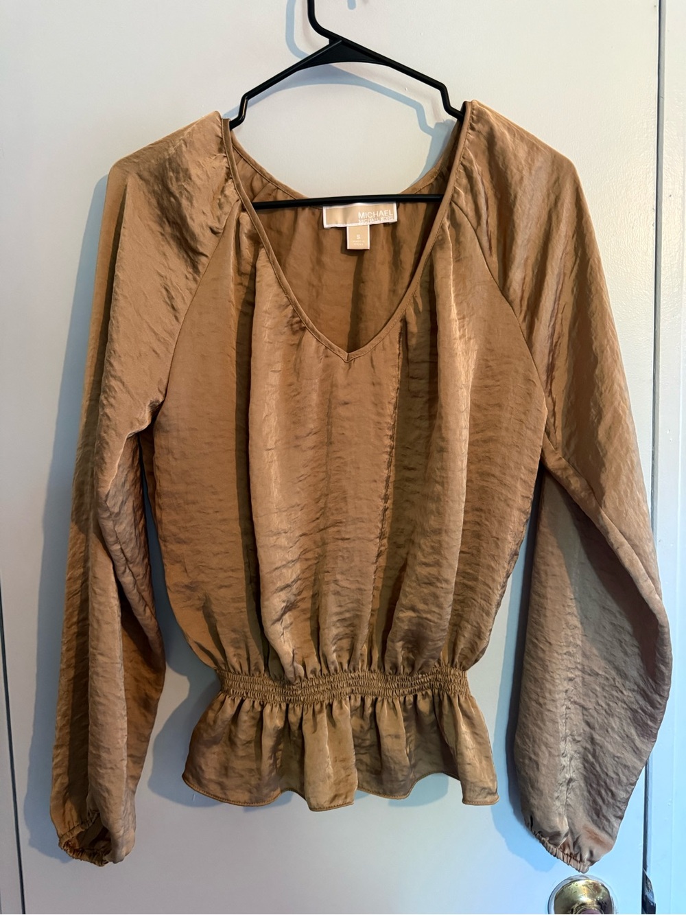 MICHAEL Michael Kors Camel V-Neck Long-Sleeve Peplum Blouse